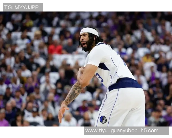 独行侠对阵活塞首发阵容揭晓加福德迎来赛季首秀期待弗拉格克莱华盛顿克里斯蒂表现